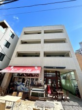 、収益物件/店舗付住宅の外観画像です