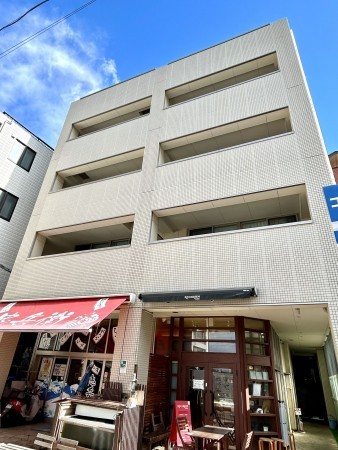 、収益物件/店舗付住宅の外観画像です