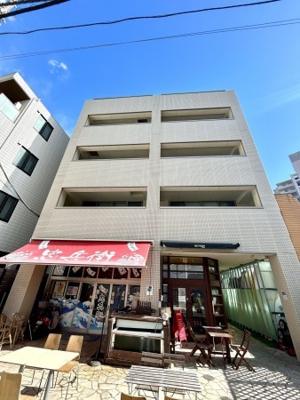 、収益物件/店舗付住宅の外観画像です