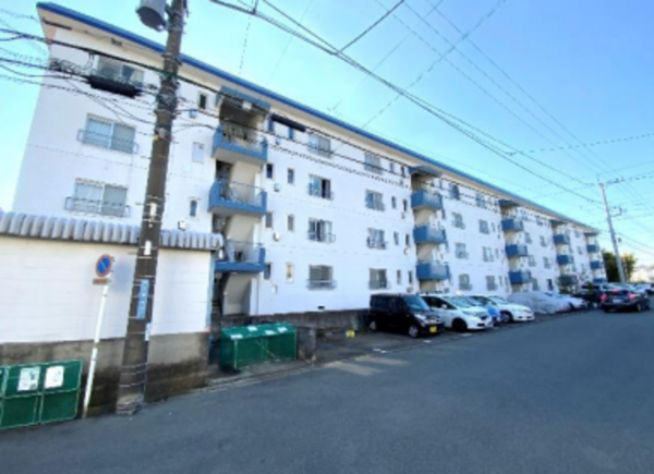 横浜市青葉区千草台、マンションの画像です