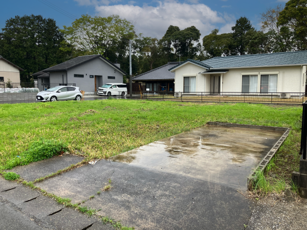 勝浦市白井久保、土地の画像です