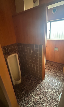 いすみ市岬町、中古一戸建てのトイレ画像です