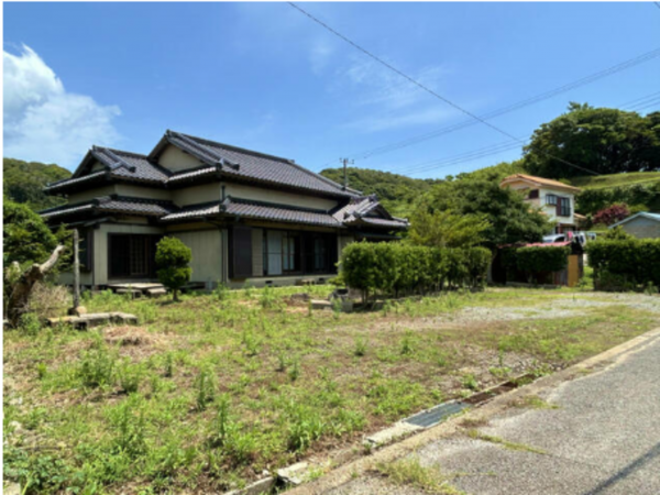 勝浦市大沢、中古一戸建ての画像です
