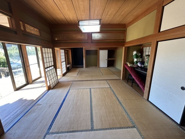 勝浦市大沢、中古一戸建ての寝室画像です