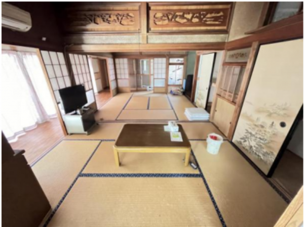 いすみ市大原、中古一戸建ての居間画像です