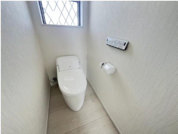 いすみ市引田、中古一戸建てのトイレ画像です