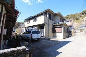 勝浦市串浜、中古一戸建ての外観画像です