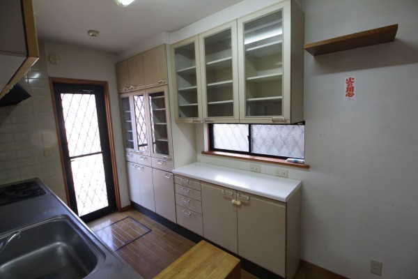 勝浦市串浜、中古一戸建てのキッチン画像です