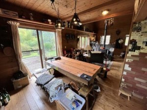 夷隅郡大多喜町粟又、中古一戸建ての居間画像です