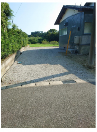 いすみ市行川、中古一戸建ての駐車場画像です