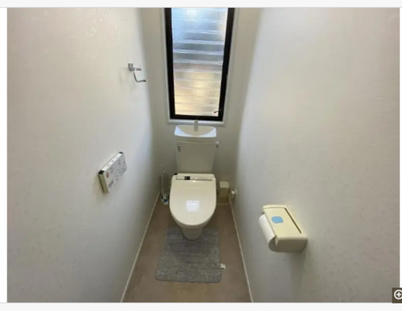 勝浦市浜勝浦、中古一戸建てのトイレ画像です