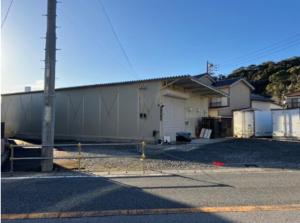 勝浦市興津、収益物件/倉庫の画像です