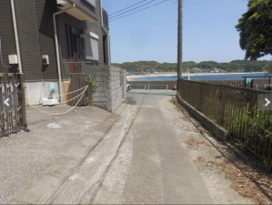 勝浦市守谷、中古一戸建ての画像です