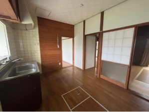 いすみ市深堀、中古一戸建てのキッチン画像です