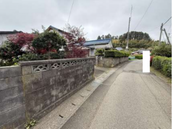 勝浦市赤羽根、中古一戸建ての画像です