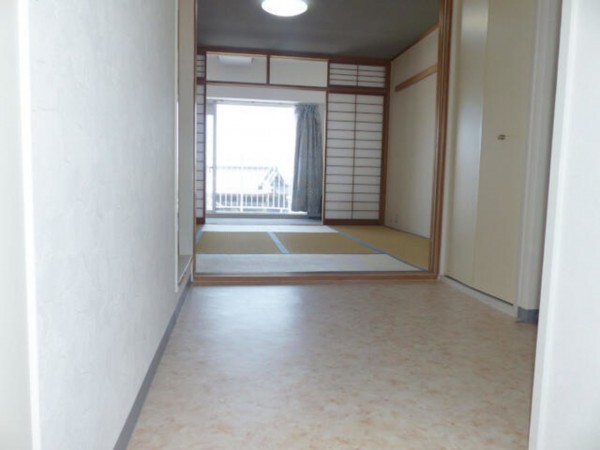 勝浦市興津、マンションの画像です