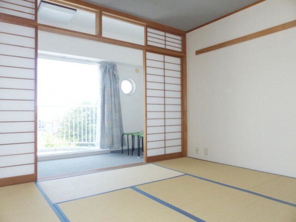 勝浦市興津、マンションの画像です