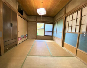 勝浦市浜行川、中古一戸建ての画像です