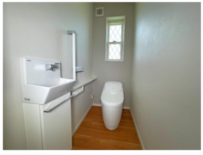 いすみ市岬町、中古一戸建てのトイレ画像です