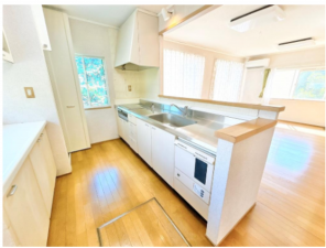 いすみ市日在、中古一戸建てのキッチン画像です