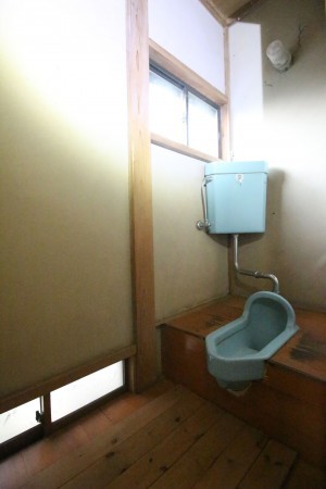 いすみ市岬町、中古一戸建てのトイレ画像です
