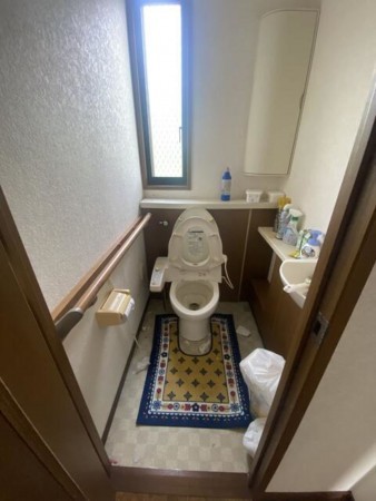 長生郡長南町岩川、収益物件/寮のトイレ画像です