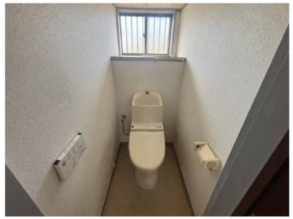 いすみ市大原、中古一戸建てのトイレ画像です