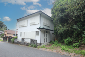 勝浦市串浜、中古一戸建ての外観画像です