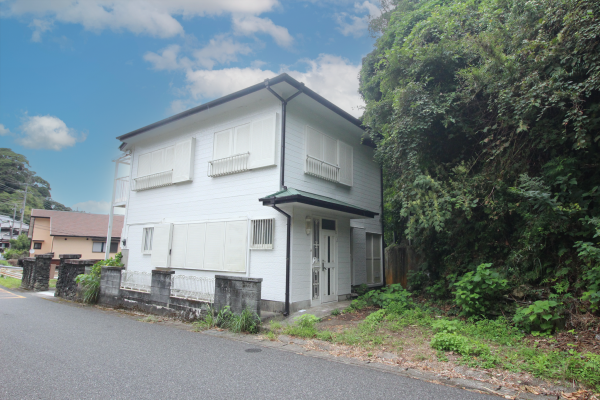 勝浦市串浜、中古一戸建ての外観画像です