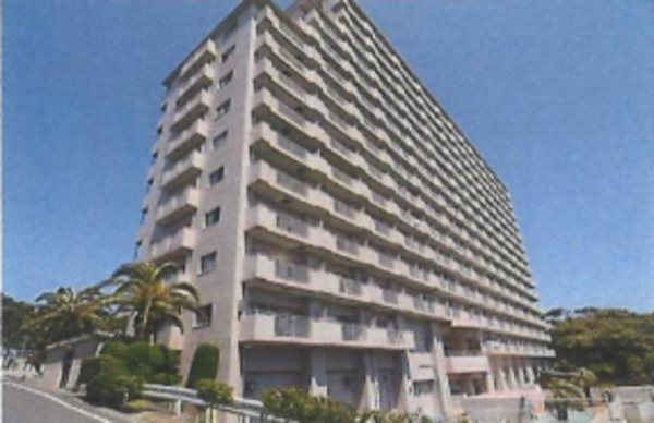勝浦市部原、マンションの外観画像です
