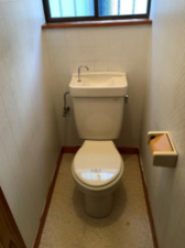 いすみ市大原、中古一戸建てのトイレ画像です