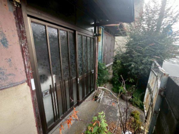 夷隅郡大多喜町柳原、中古一戸建ての玄関画像です