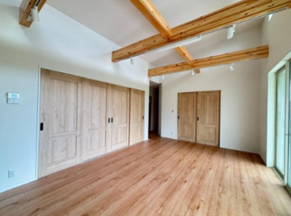 いすみ市弥正、新築一戸建ての居間画像です