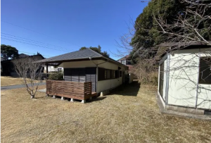 勝浦市松部、中古一戸建ての外観画像です