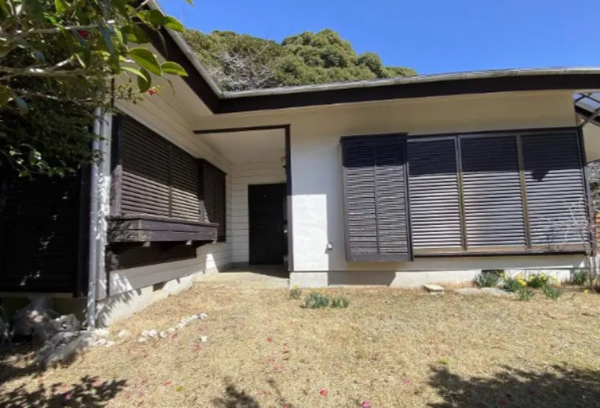 勝浦市松部、中古一戸建ての外観画像です