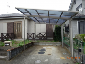 勝浦市芳賀、中古一戸建ての駐車場画像です