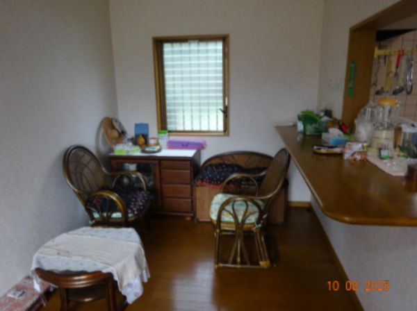 勝浦市芳賀、中古一戸建ての画像です