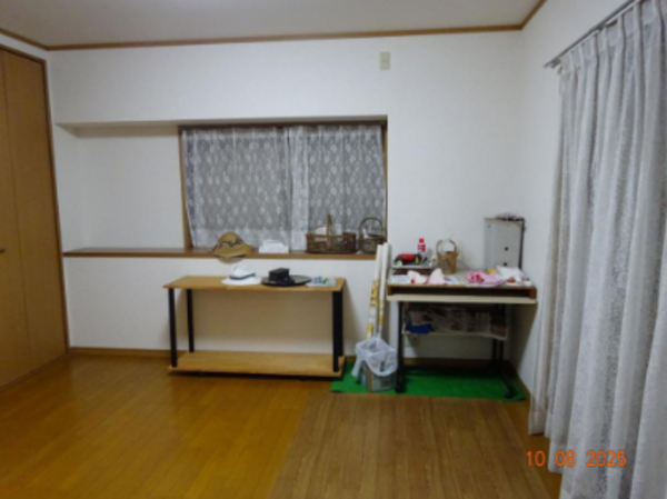 勝浦市芳賀、中古一戸建ての画像です