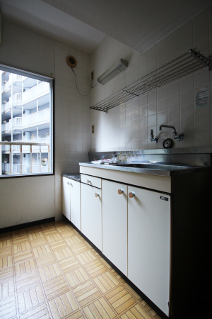 夷隅郡御宿町浜、マンションのキッチン画像です