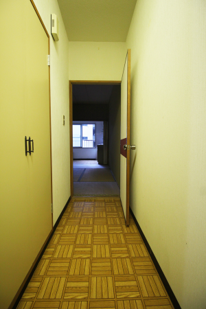 夷隅郡御宿町浜、マンションの画像です