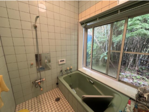 勝浦市松野、中古一戸建ての風呂画像です