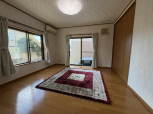 勝浦市出水、中古一戸建ての画像です