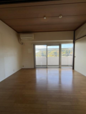 勝浦市墨名、マンションの画像です