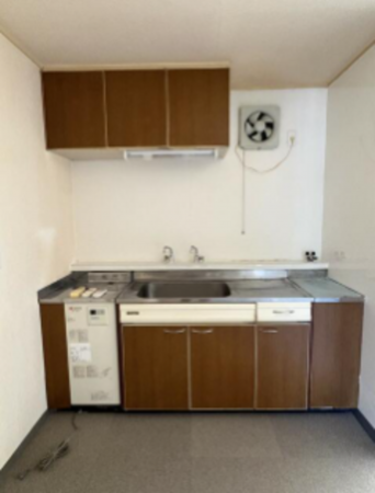 勝浦市墨名、マンションのキッチン画像です