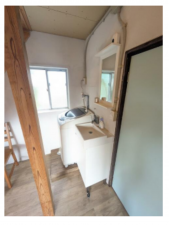 勝浦市沢倉、中古一戸建ての画像です