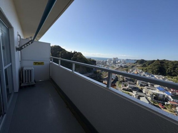 勝浦市墨名、マンションの画像です