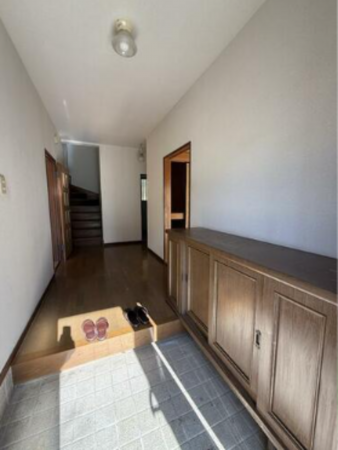 いすみ市岬町、中古一戸建ての玄関画像です