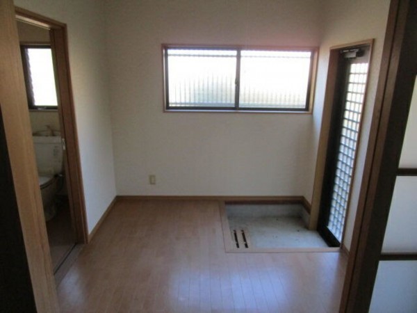 いすみ市大原、中古一戸建ての玄関画像です