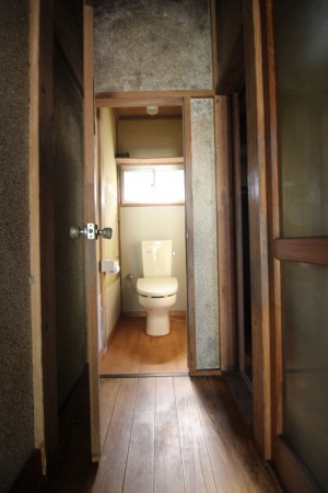 いすみ市岬町、中古一戸建てのトイレ画像です