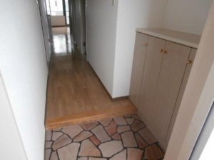 夷隅郡御宿町須賀、マンションの玄関画像です